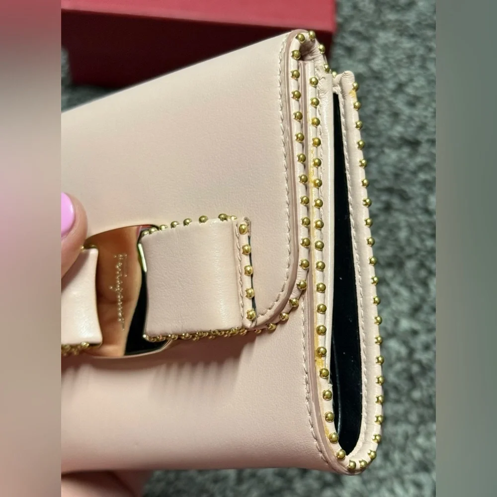 Salvatore Ferragamo vara bow pink compact wallet
